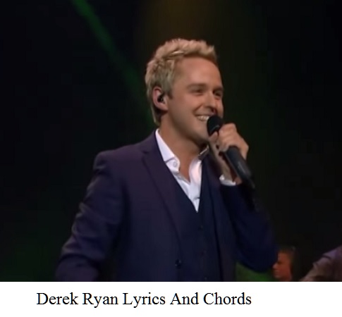 Derek Ryan singing